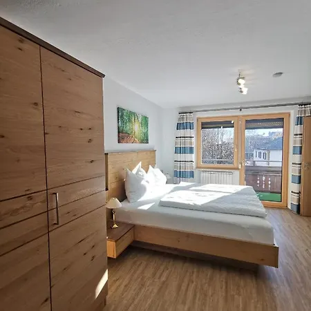 Lägenhetshotell Kofler's Panorama-zillertal 4*