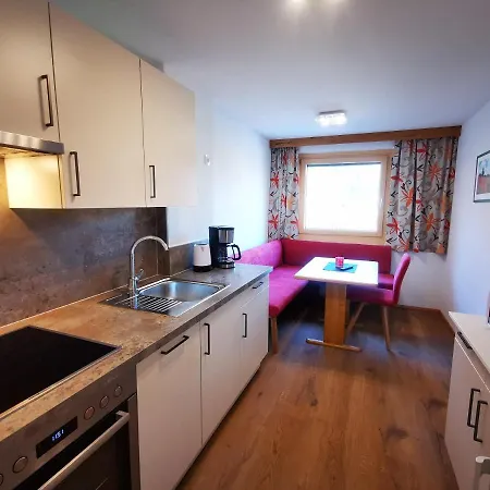 Apartmanhotel Kofler's Panorama-zillertal 4*